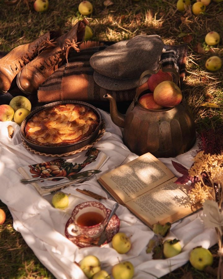 A Witch’s Guide to Welcoming Autumn: Rituals, Magic & Seasonal Enchant ...
