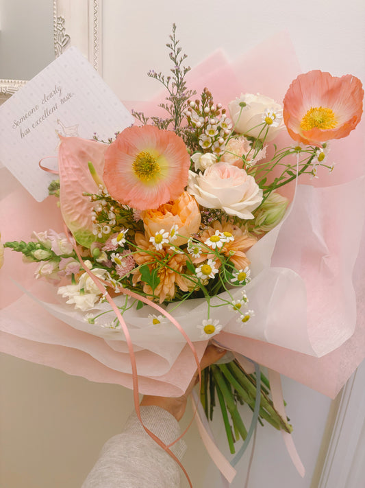 The Elle - Shades of pink and apricot