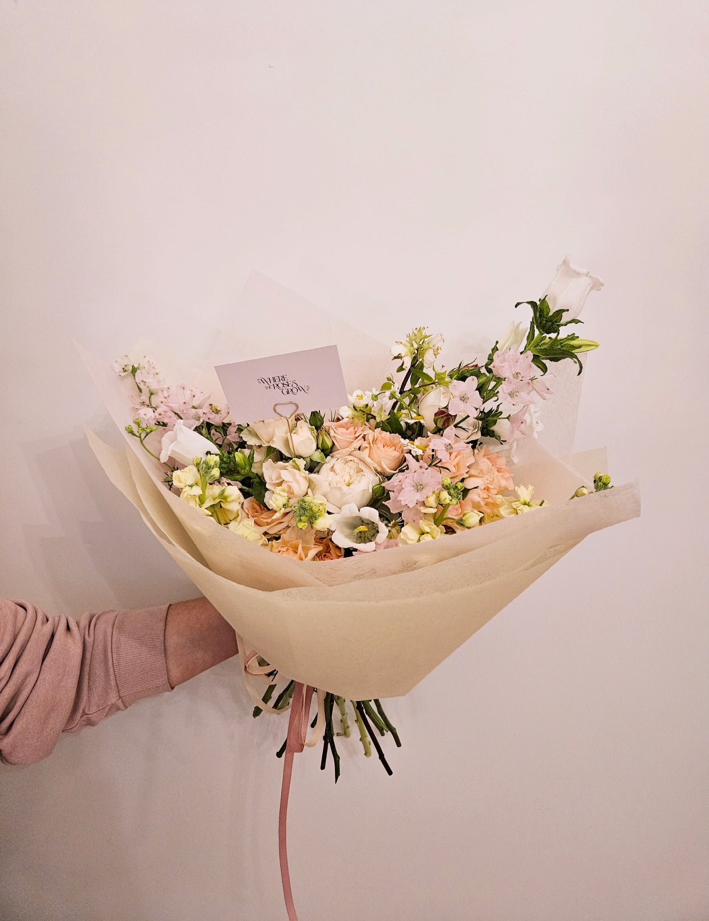 The Clementine - Fluttery peach and blush blooms