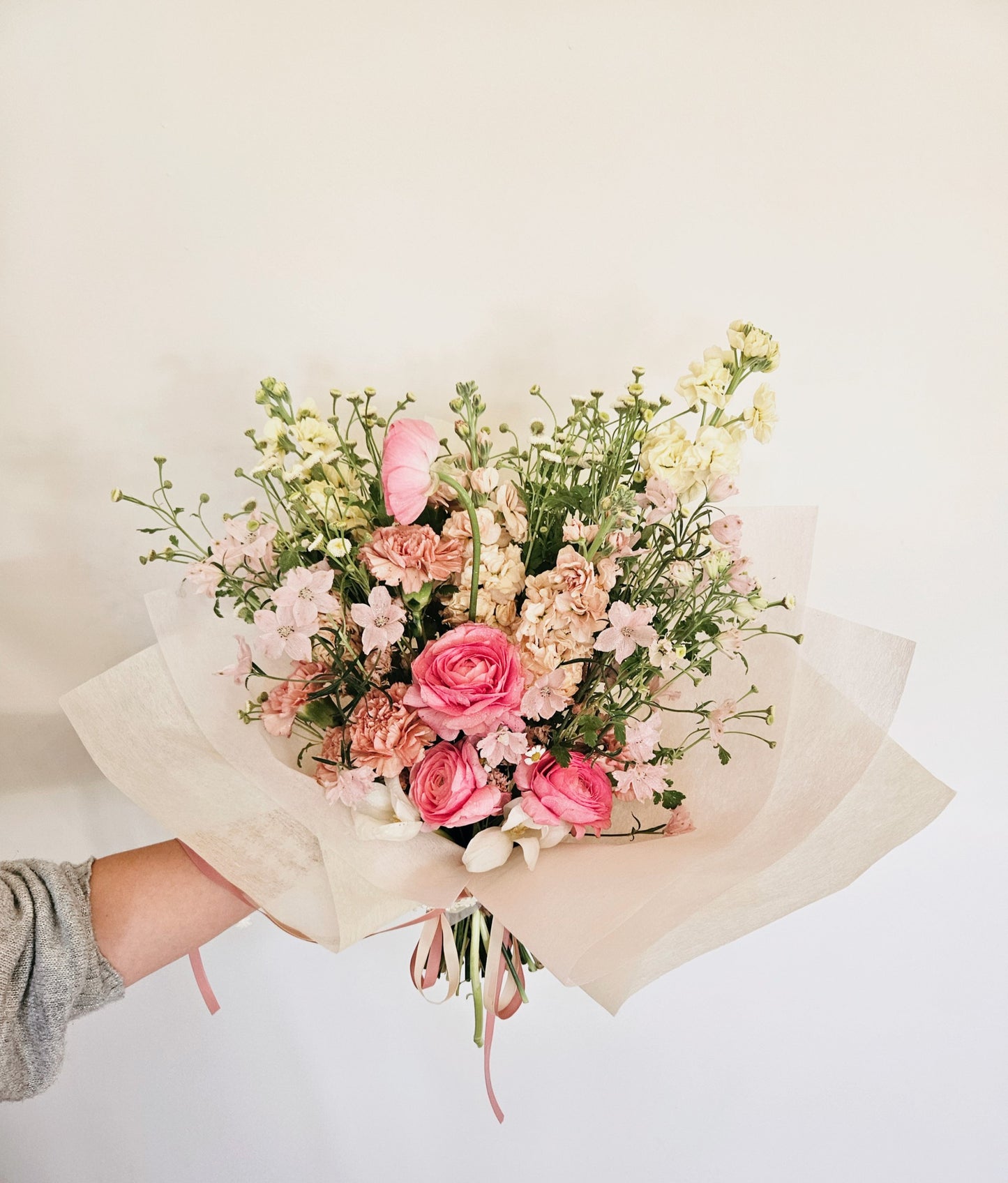 The Elle - Playful pinks and apricots with airy movement